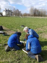 Earthworm sampling in the grounds of Preston Montford. Photo: C.Bell